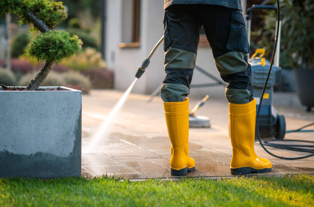 Best Pressure Washing Driveway  in Britton, SD